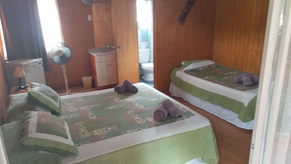 Standard Triple Room, 1 Bedroom, Private Bathroom, Ground Floor photo 2