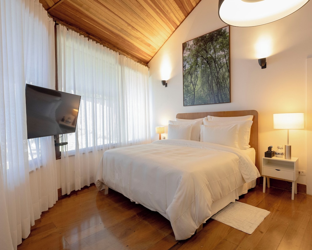 Deluxe Chalet photo 1