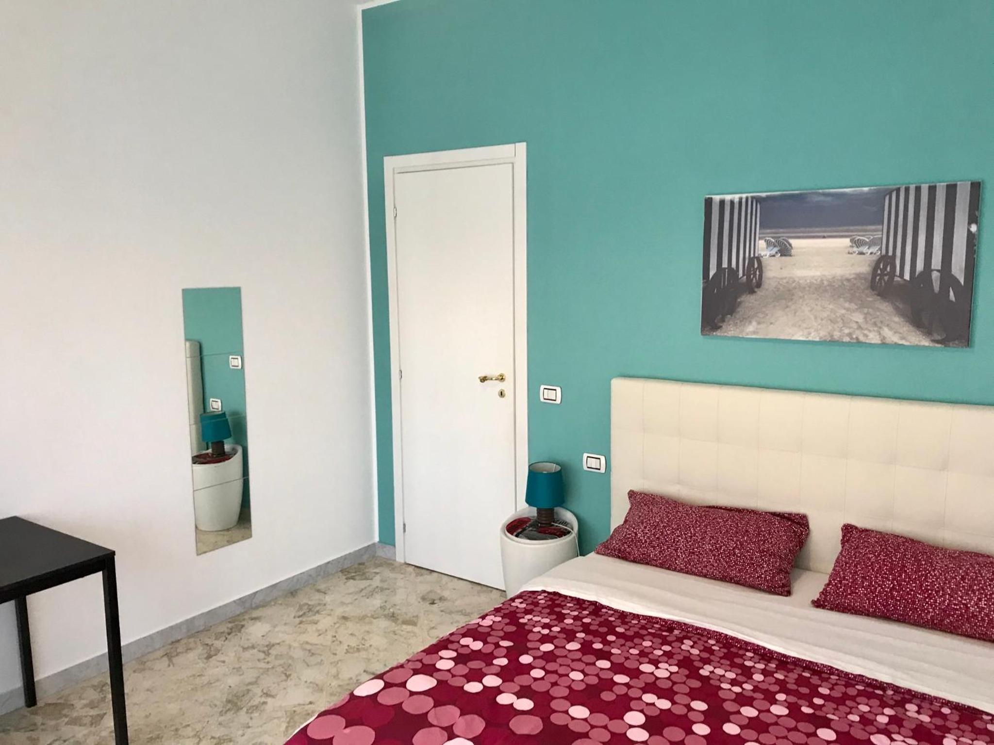 Double Room with Private External Bathroom photo 2