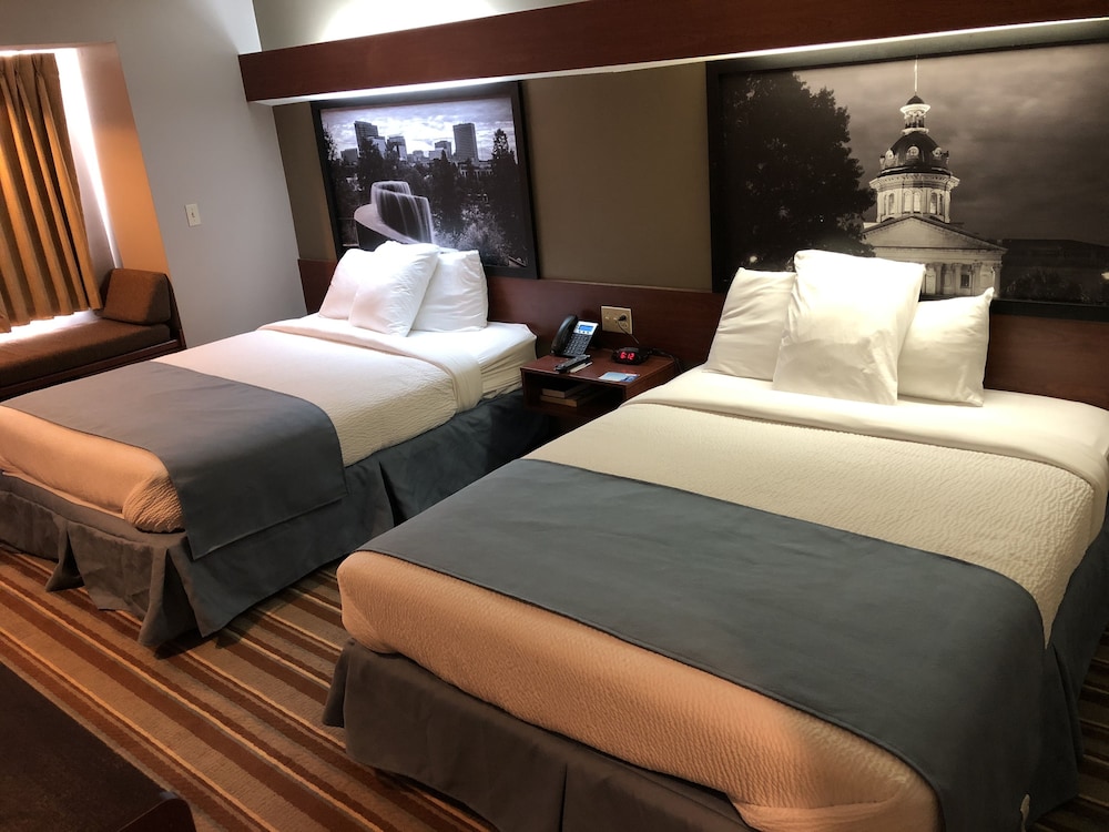 Room, 2 Queen Beds, Accessible, Non Smoking - Photo 2