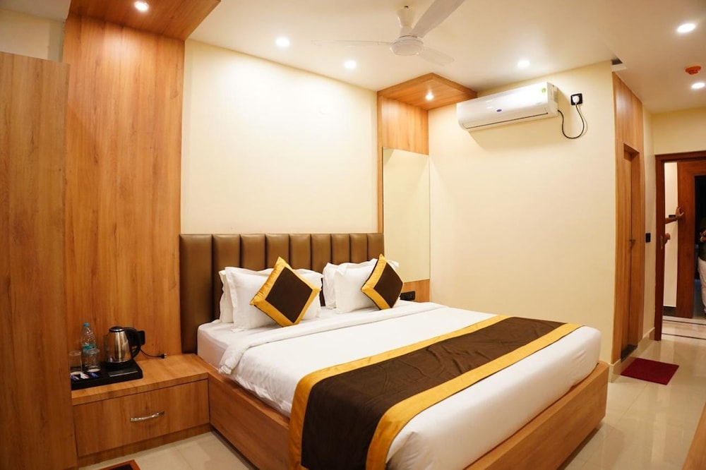 Deluxe Double Room, Balcony, Garden View photo 2