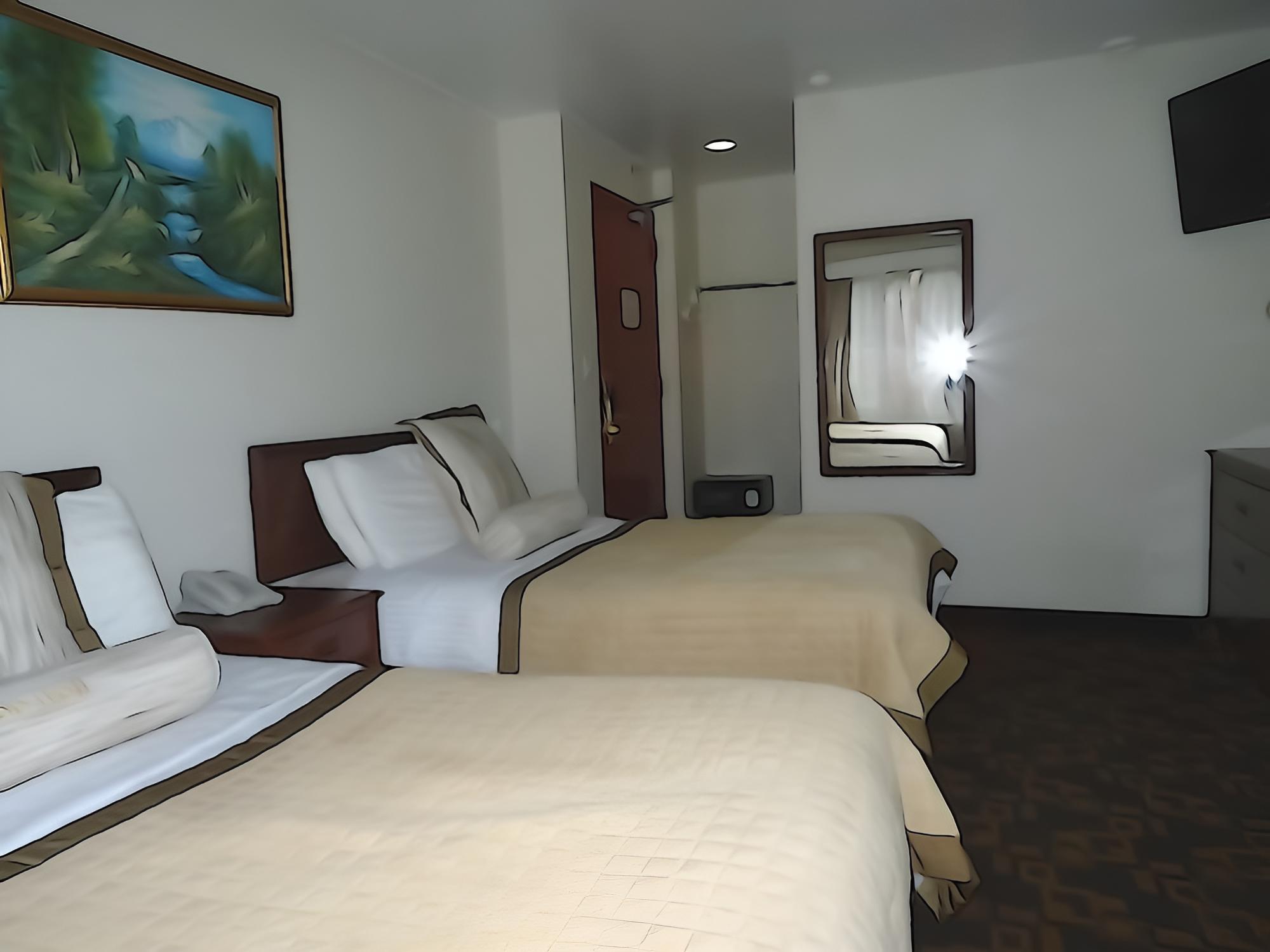 Double Room, 2 Double Beds, Non Smoking, Private Bathroom photo 3