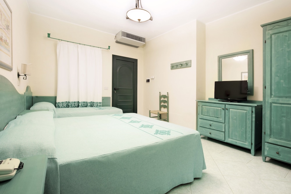 Classic Triple Room
