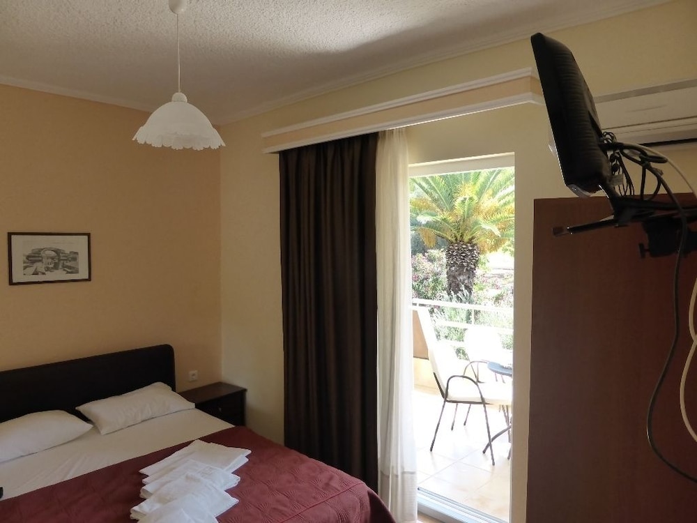 Apartment photo 1