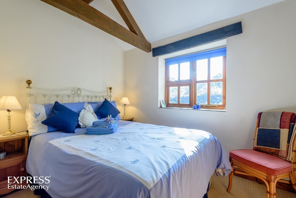 Luxury Cottage, 1 Double Bed, Accessible, Hill View photo 2