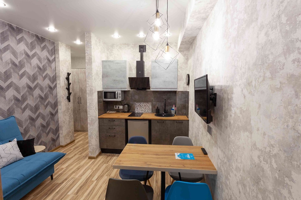 Apartment photo 2
