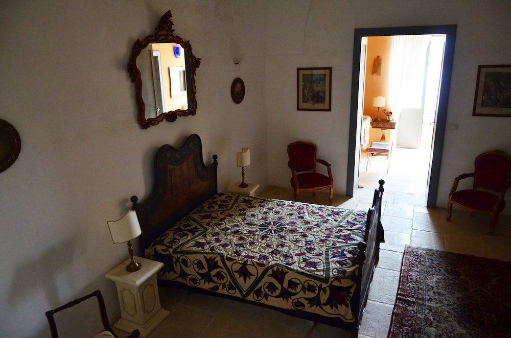 Family Room (Deluxe) photo 3