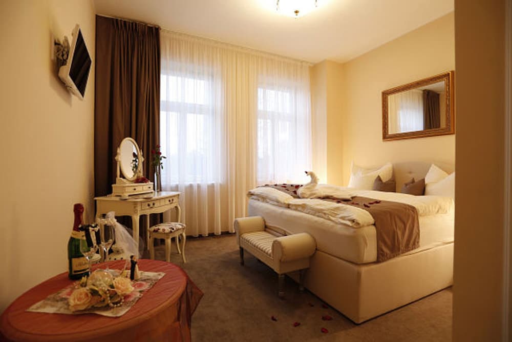 Double Room, Private Bathroom