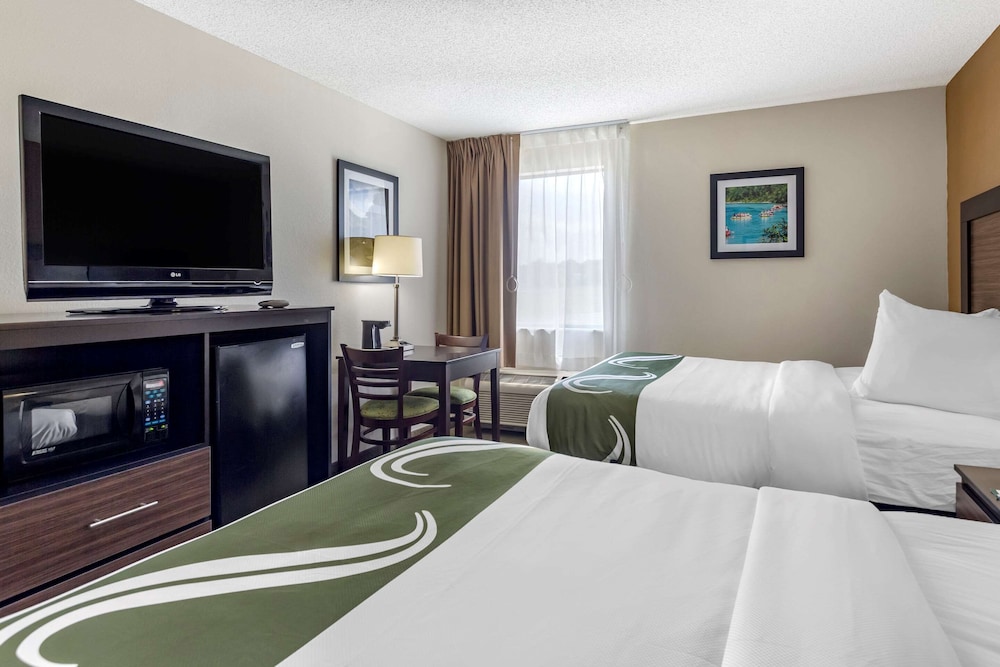 Room, 2 Queen Beds, Accessible, Non Smoking - Photo 2