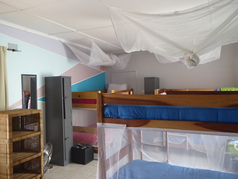 Shared Dormitory, Women only photo 1