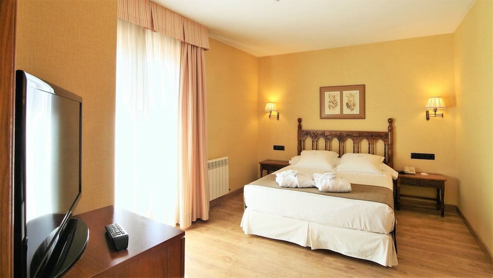Superior Room - Photo 7