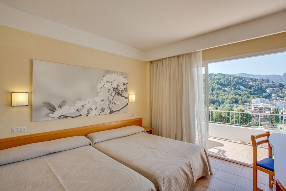 Superior Room, Balcony - Photo 5
