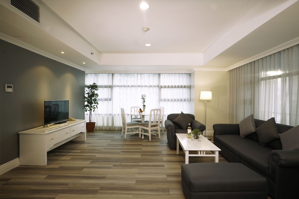 Three Bedroom Suite photo 3