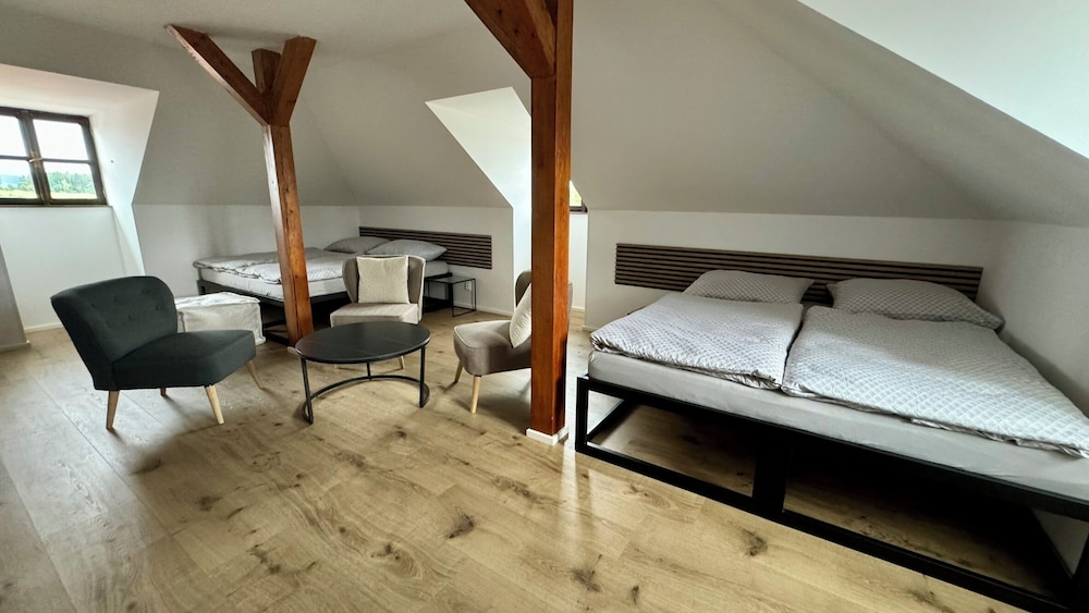 Family Studio Suite, 2 Queen Beds