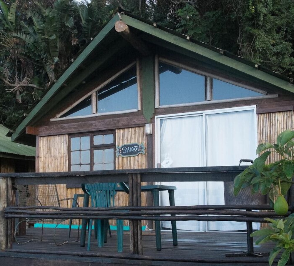 Basic Cottage, 1 Double Bed, Partial Ocean View, Sea Facing photo 2