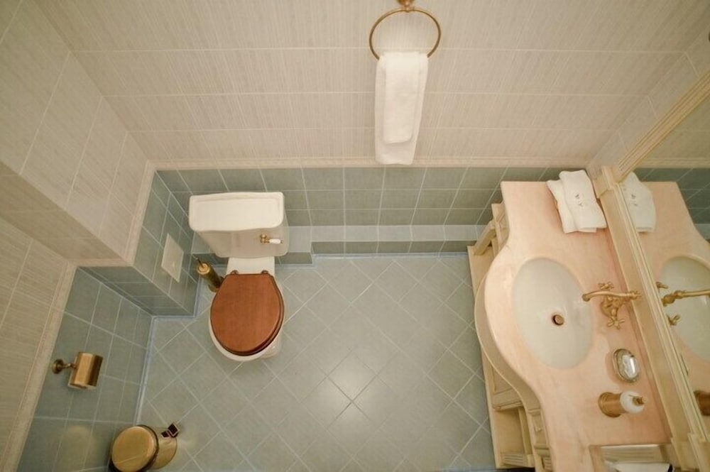 Presidential Suite photo 2