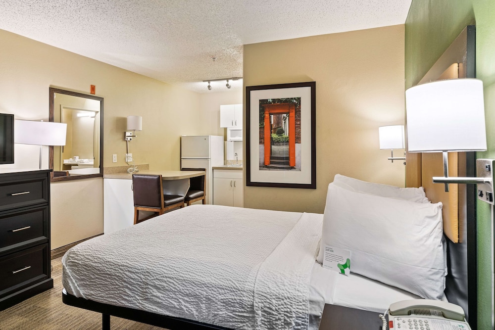 Studio, 1 Queen Bed, Non Smoking - Photo 2