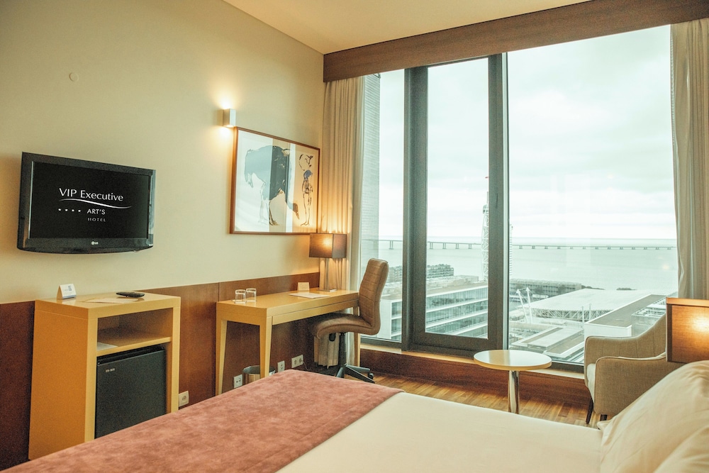 Standard Double or Twin Room - Photo 6