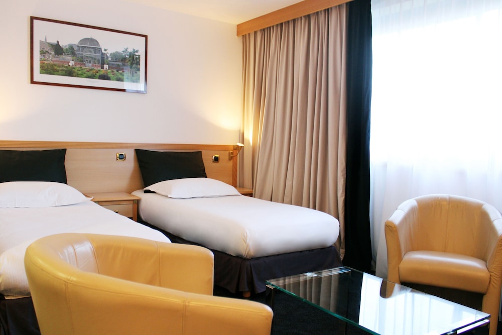 Single Room, 2 Twin Beds (Economique) photo 2