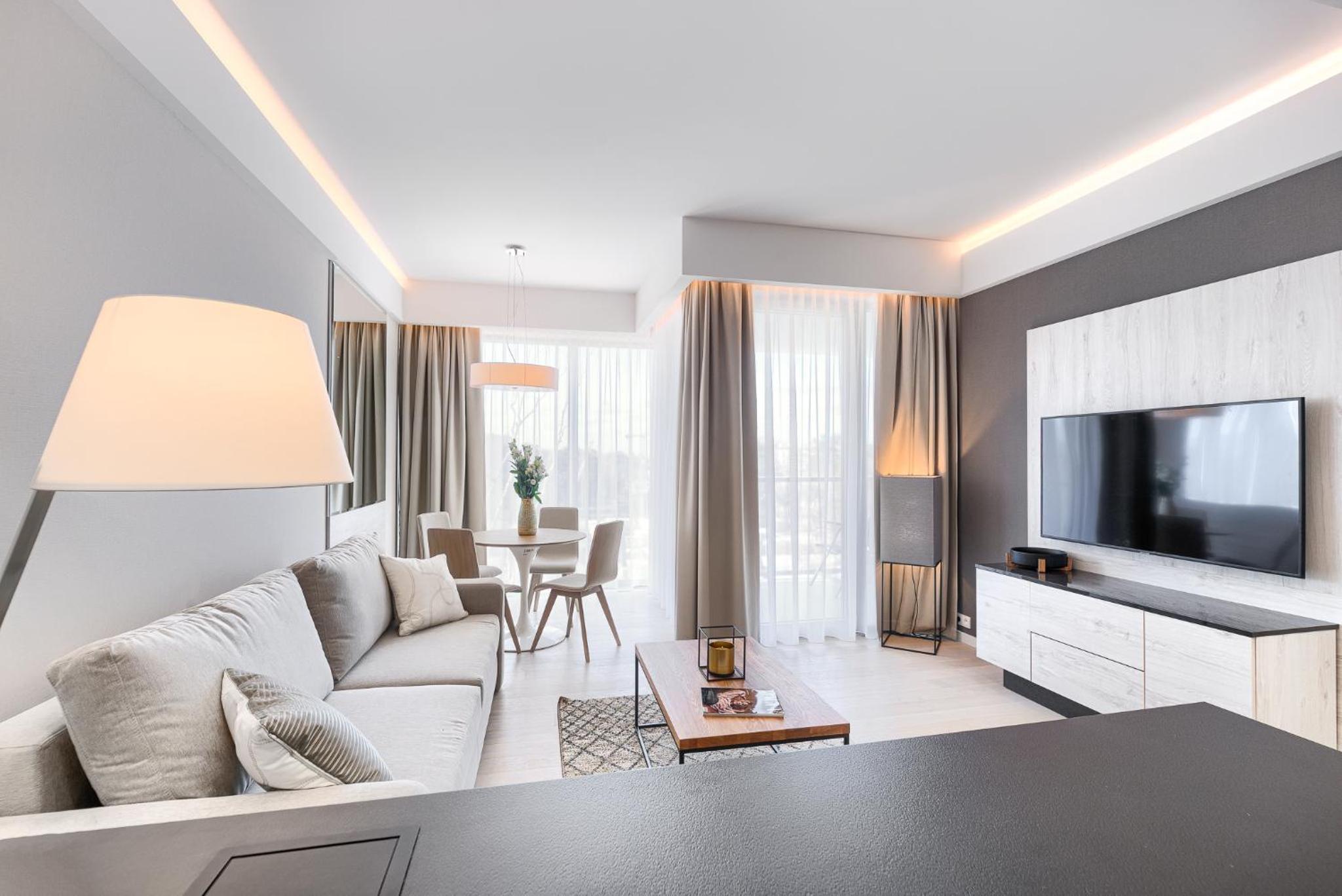 One-Bedroom Deluxe Apartment with Sea View 411C