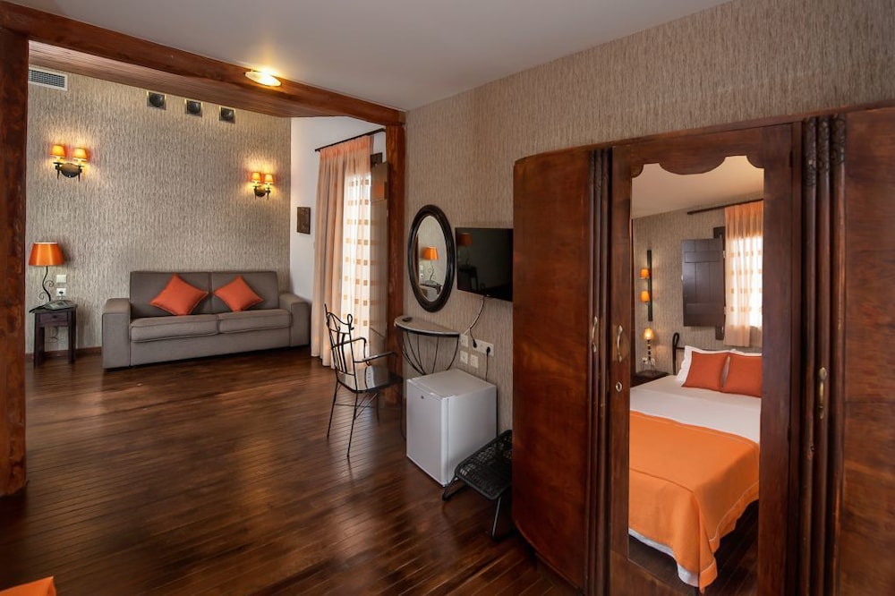 Executive Quadruple Room, 1 Bedroom photo 2