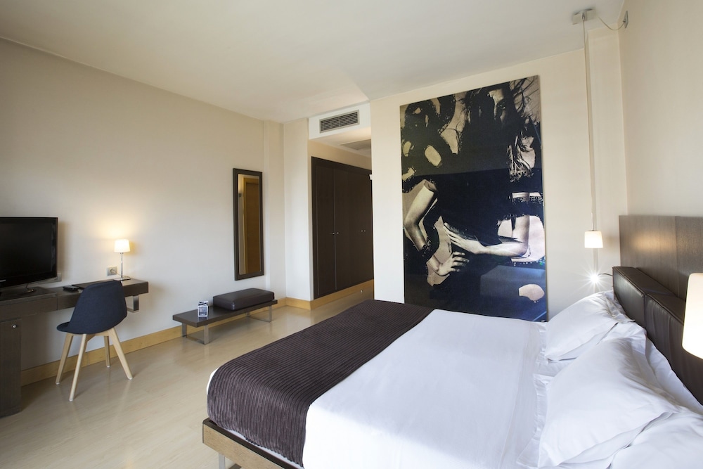 Double Room, Balcony, City View