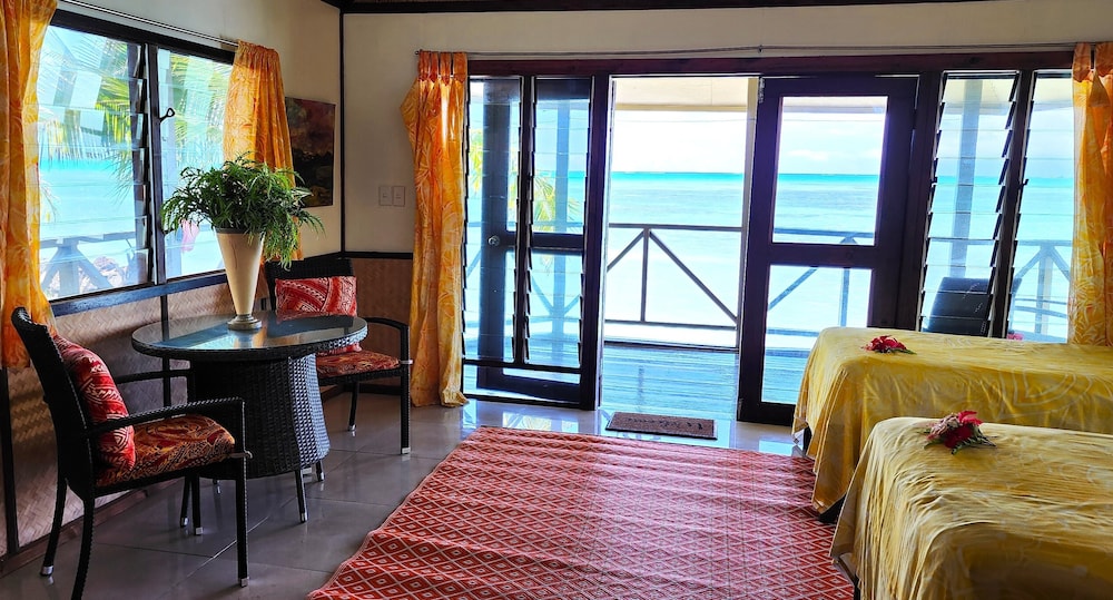 Deluxe Quadruple Room, 1 Bedroom, Ocean View, Oceanfront (Fale) photo 3