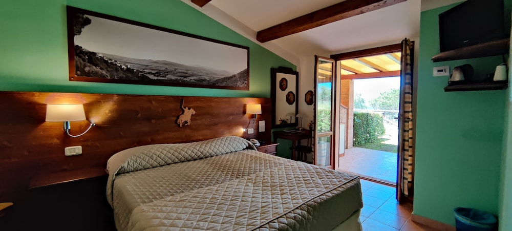 Panoramic Suite, 1 Bedroom, Non Smoking, Valley View