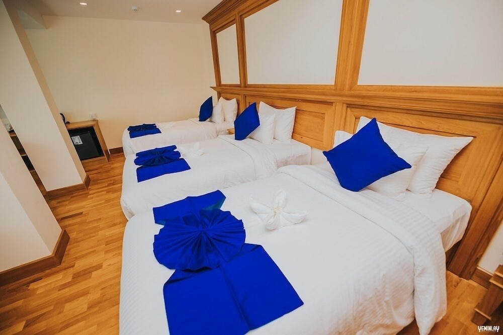 Executive Triple Room