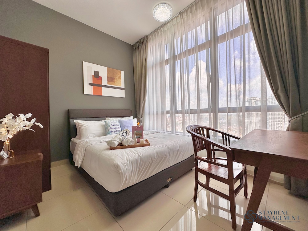 Comfort Apartment, 2 Bedrooms, City View thumbnail 5