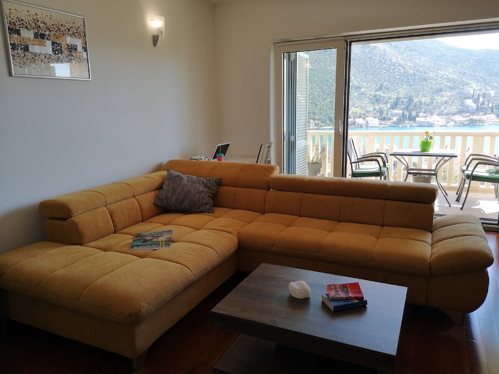 Apartment (Two Bedroom Apartment)
