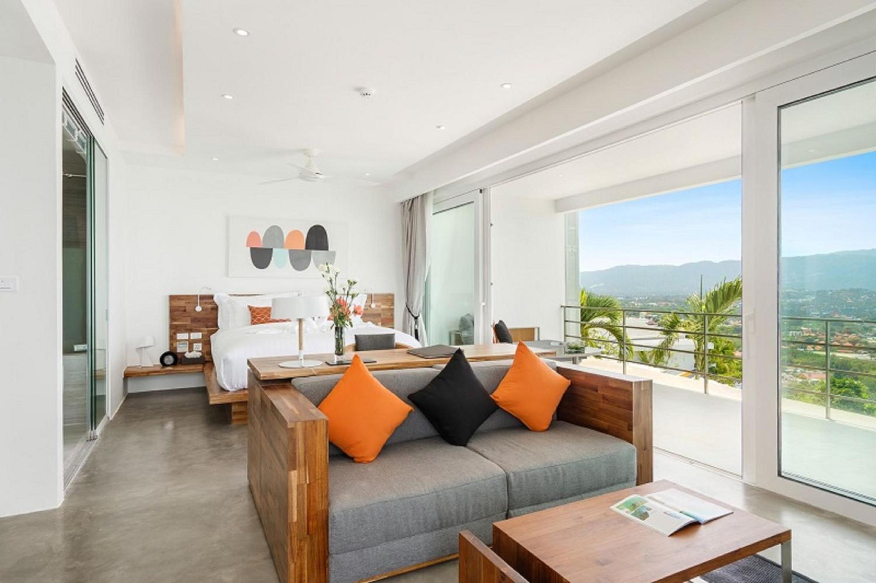 Grand Deluxe Sunset Suite - Photo 1
