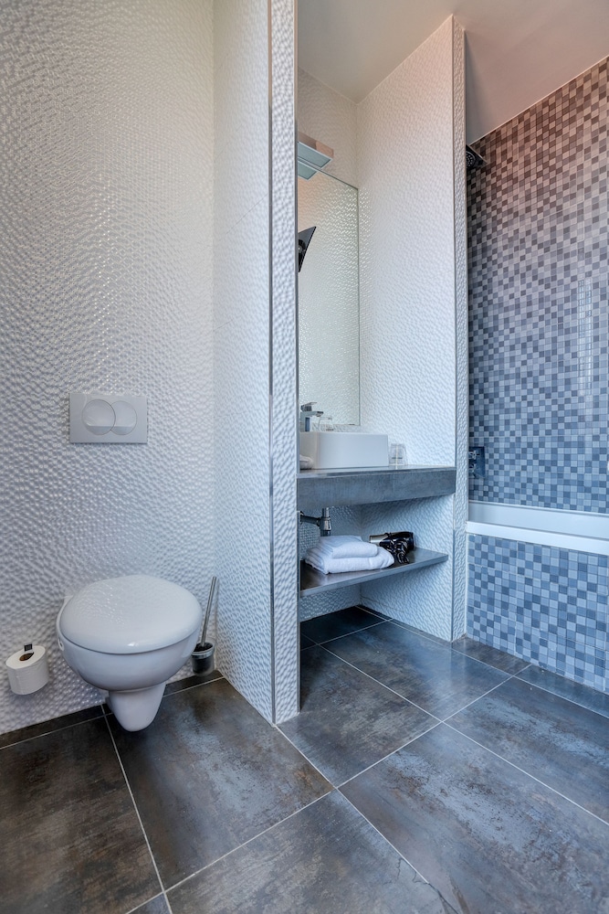 Triple Junior Suite - Photo 6
