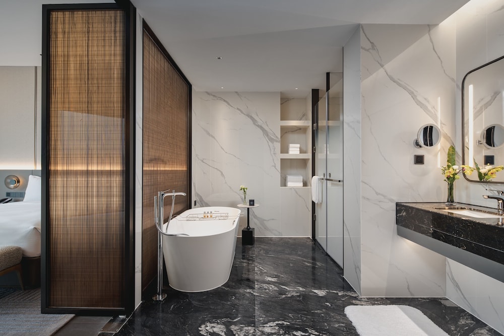 Suite (Riverside) photo 3
