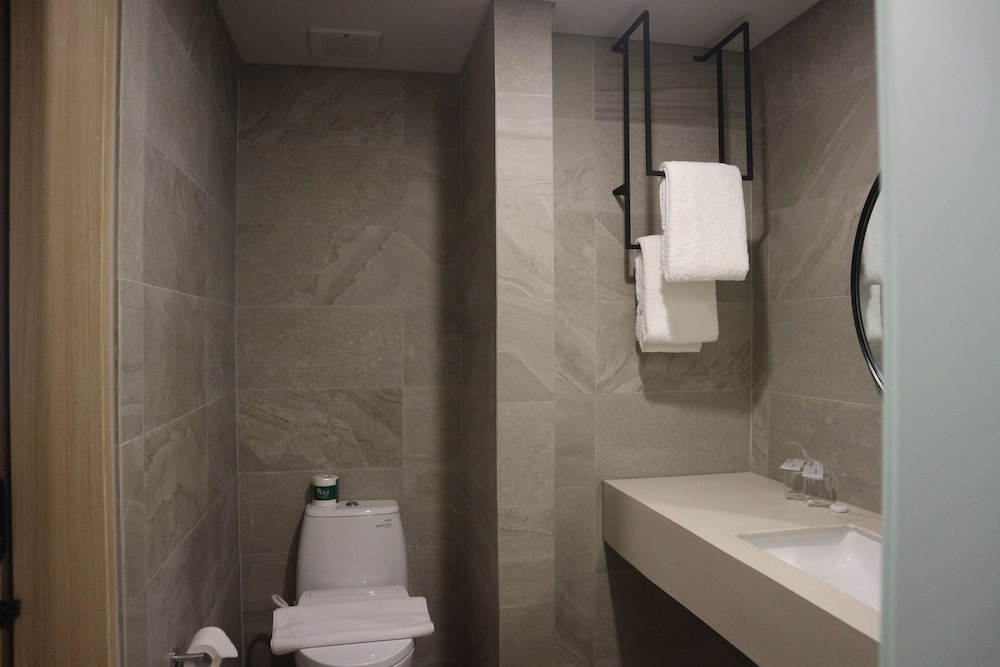 Deluxe Room, 2 Twin Bed, Balcony photo 2