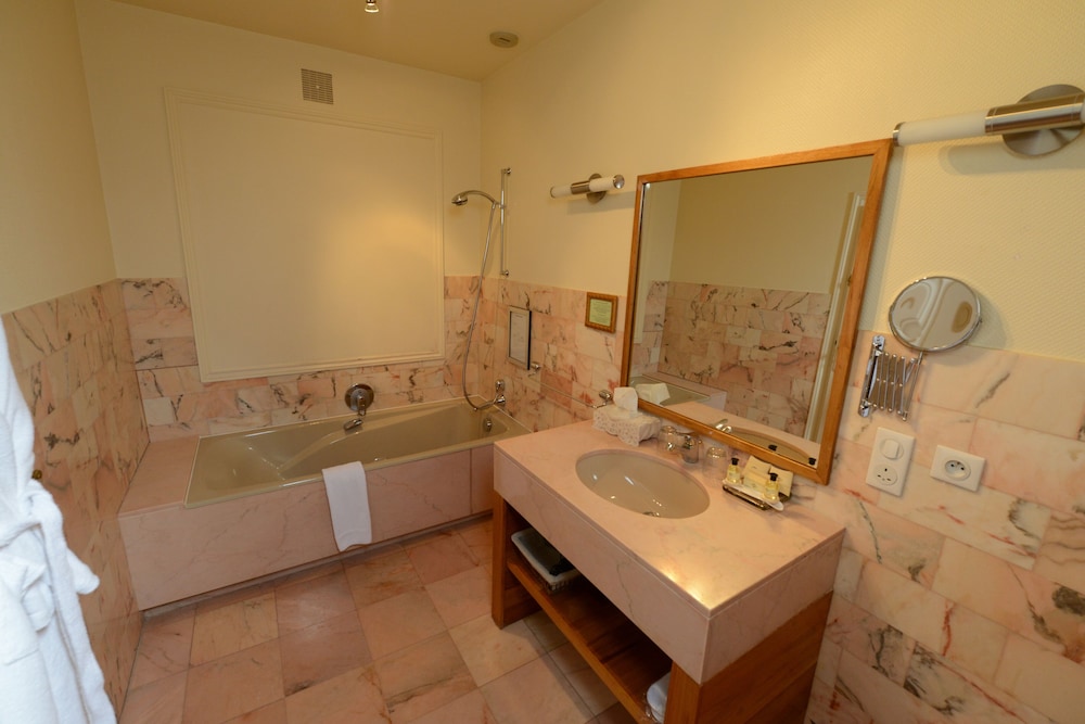 ELEGANCE Room photo 3
