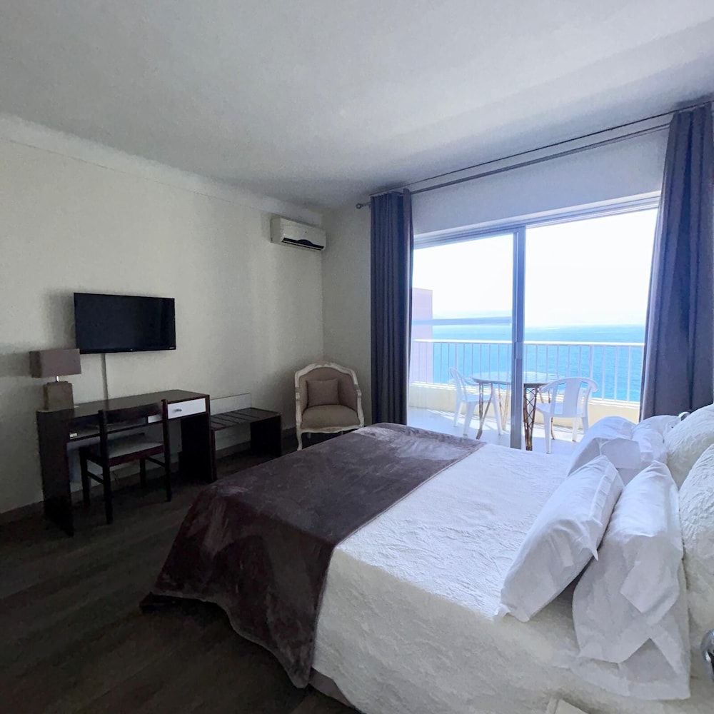 Double Room, Sea View - Photo 1