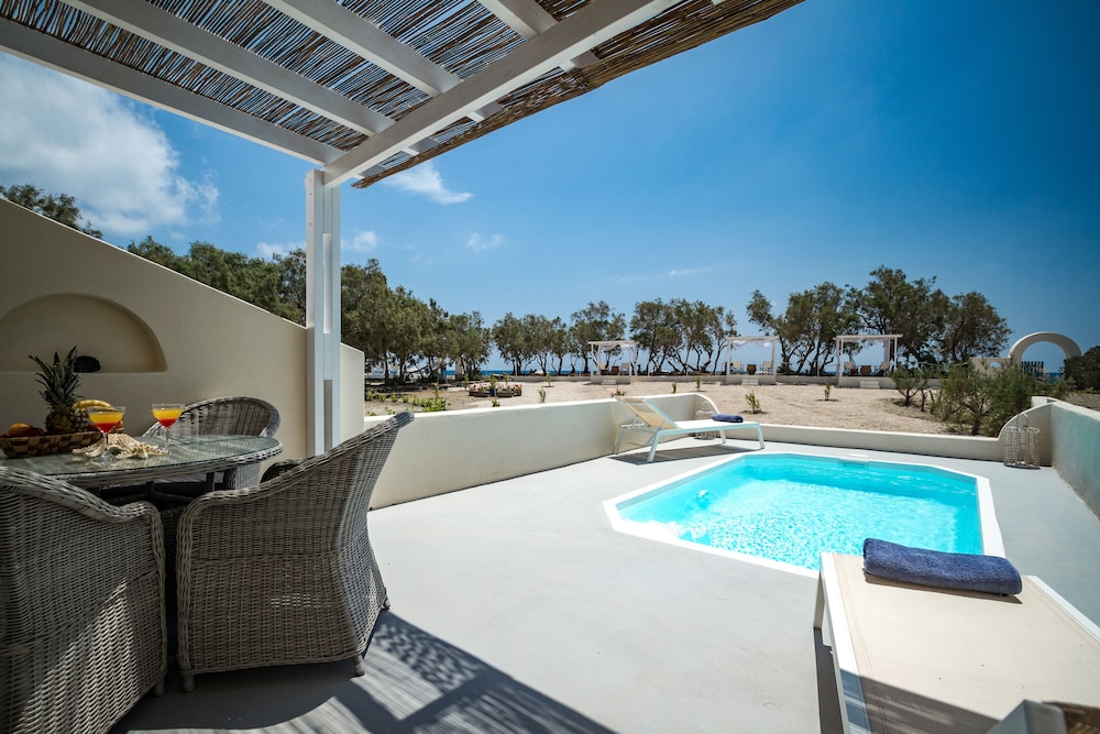 Suite, Private Pool, Sea View photo 2