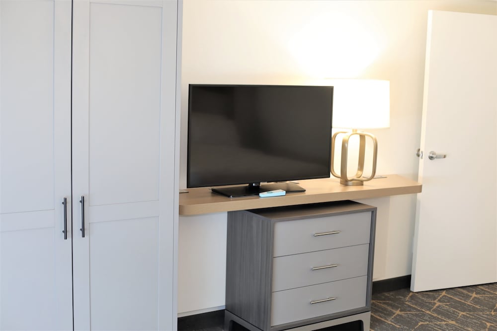 Suite, 2 Bedrooms photo 3
