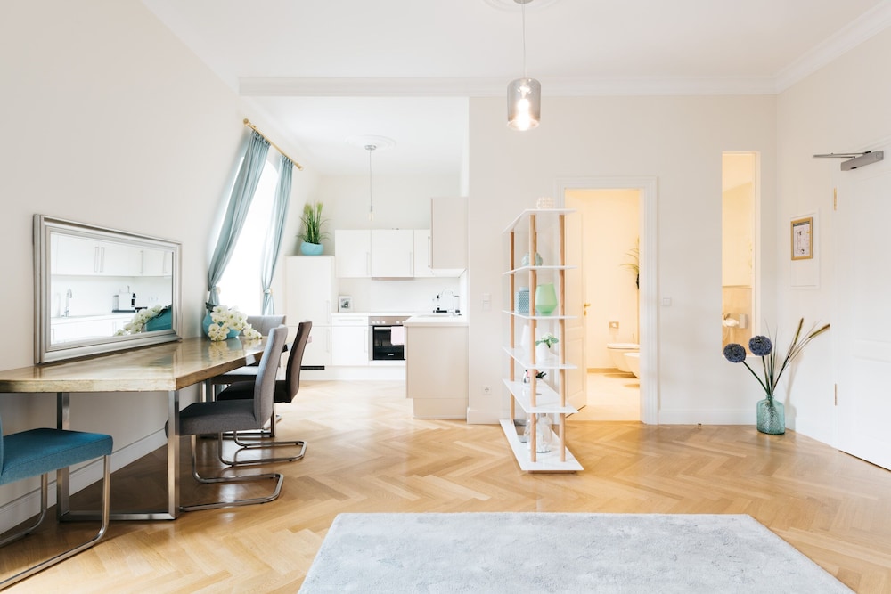 Longstay Apartment photo 1