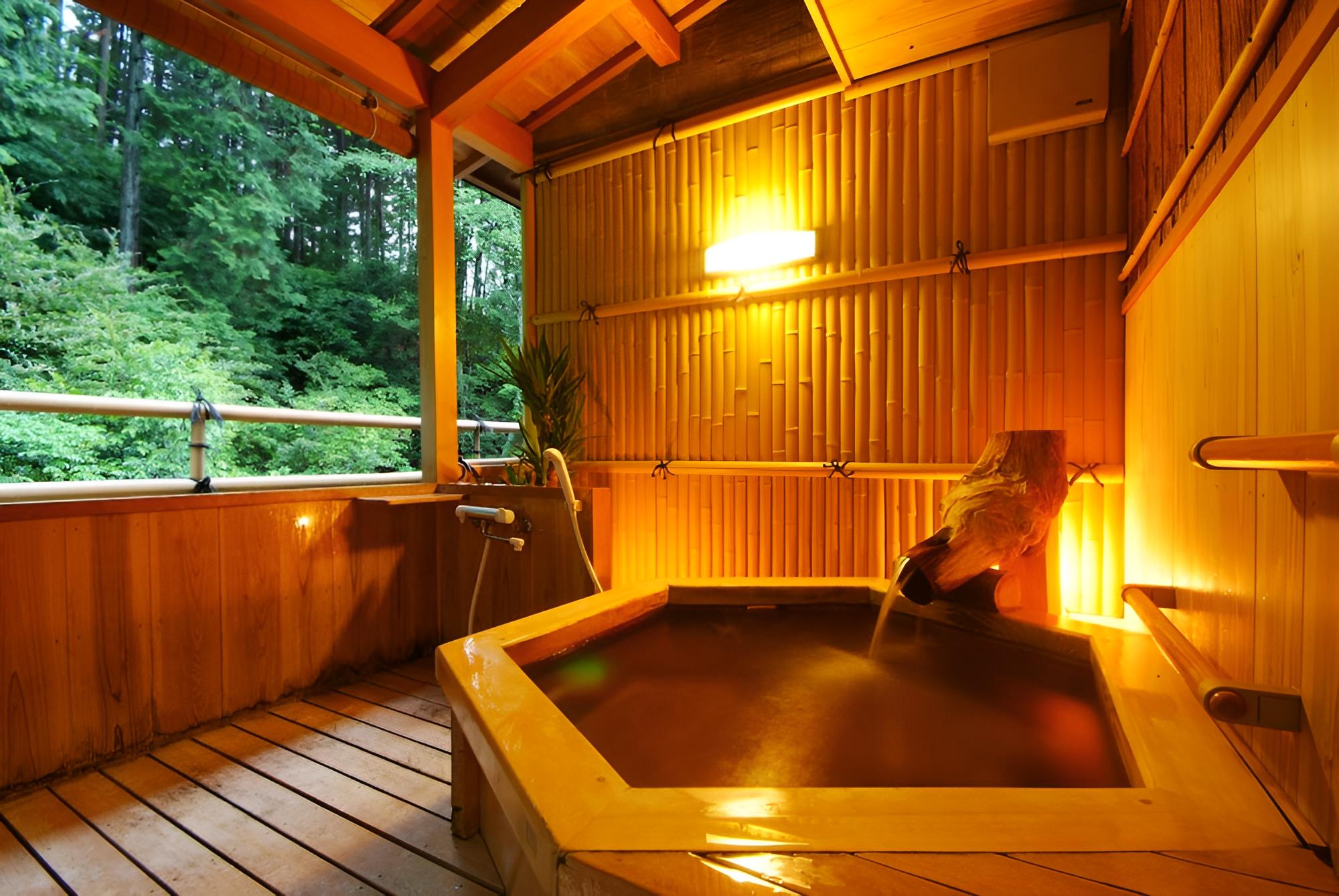 Japanese Style Room with Open-air Bath, Guest room shower, Non-Smoking photo 3