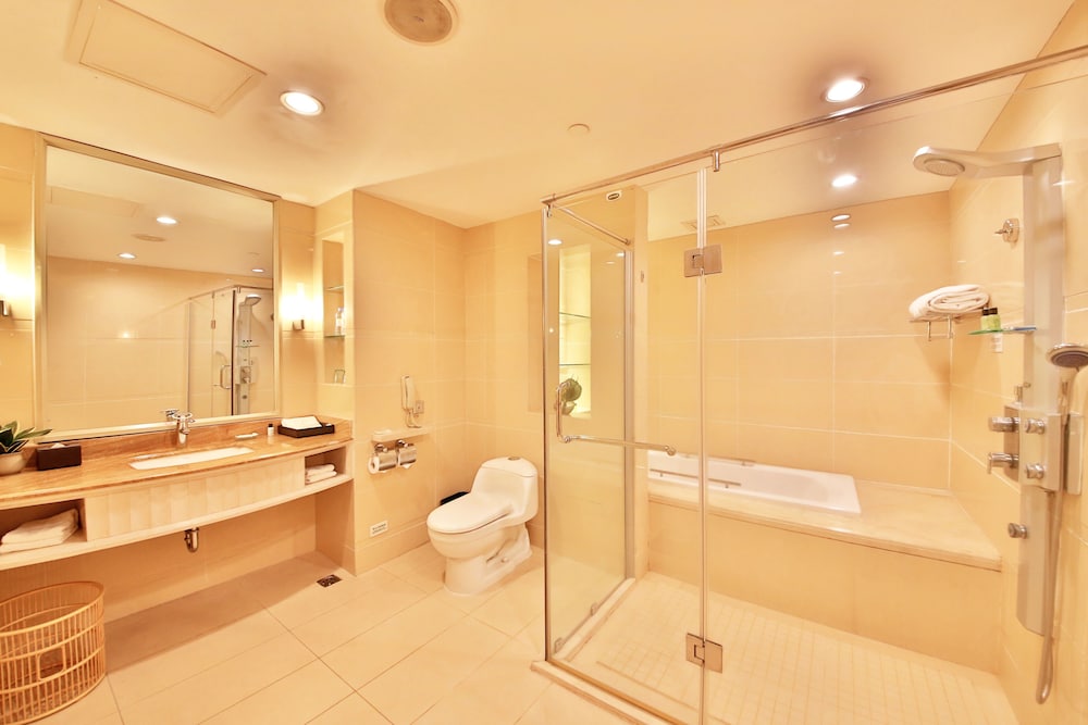 Executive Twin Room, City View photo 2