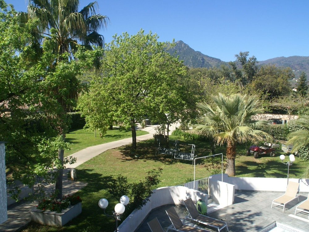 House photo 2