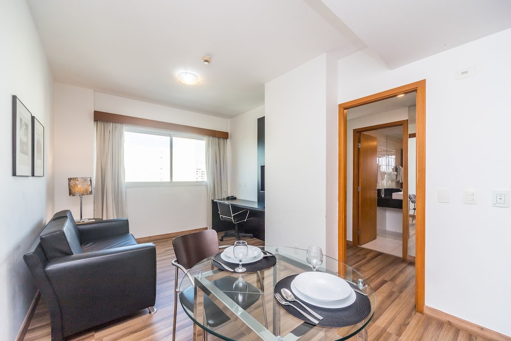 Two-Bedroom Suite thumbnail 6