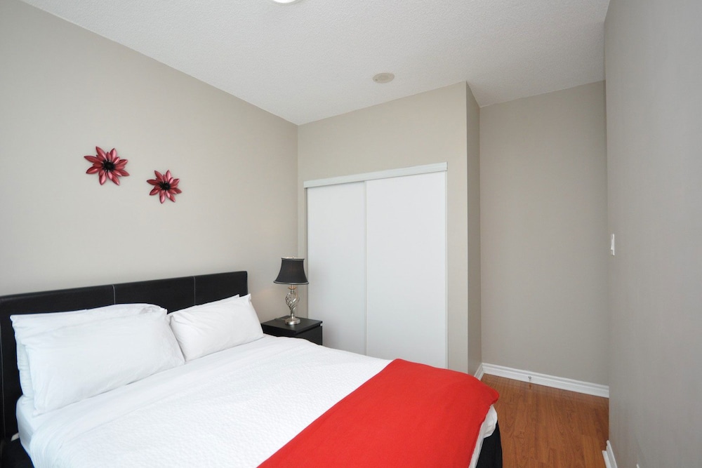 Standard Apartment, 2 Queen Beds, Balcony, City View