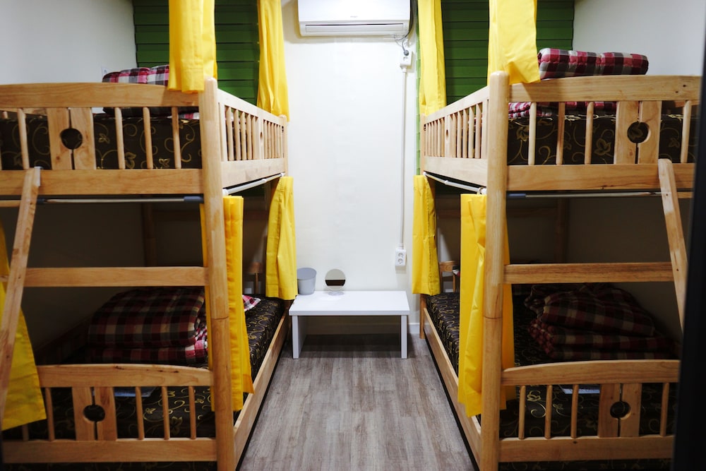 Shared Dormitory, Women only (4 persons - A) photo 1