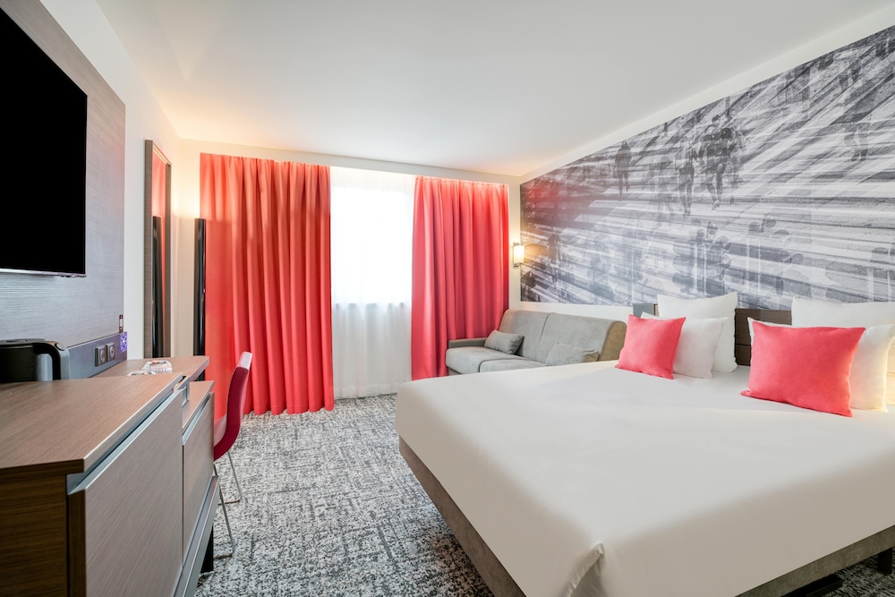 2 Standard Adjoining Rooms 6 People