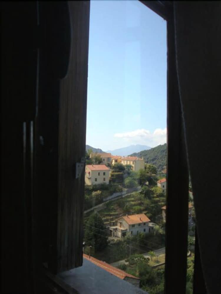 Standard Double Room, Valley View photo 3