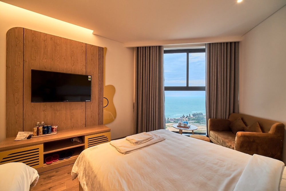 Premier Quadruple Room, Ocean View photo 1