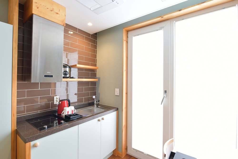 Double Room, Kitchenette (202) photo 3